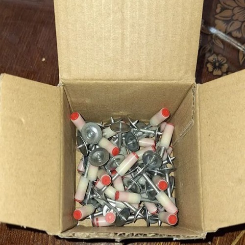 خرید میخ و چاشنی سرهمی