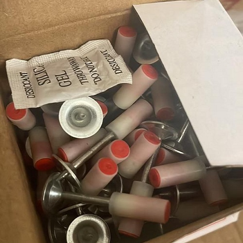 فروش میخ و چاشنی سرهمی